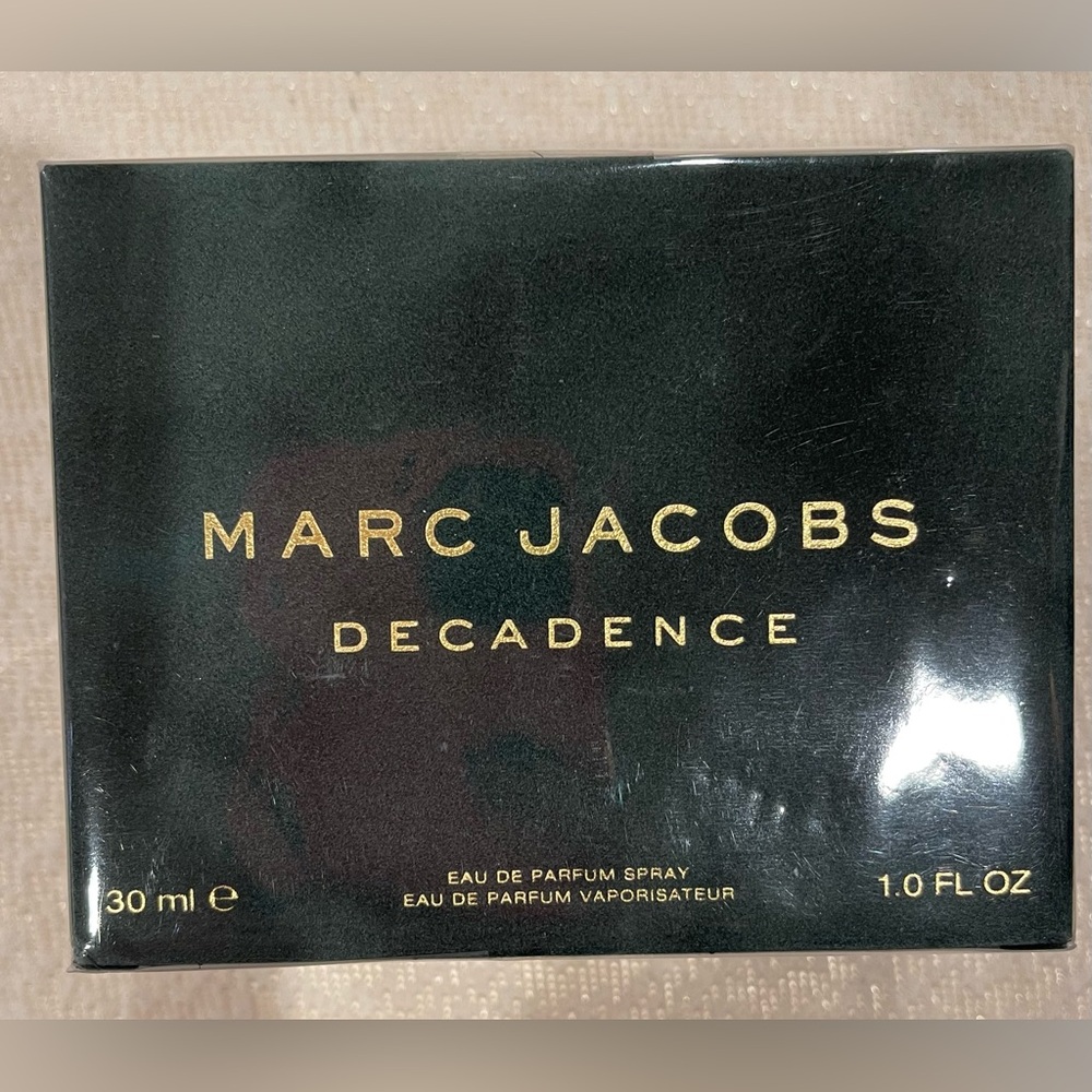 Marc Jacobs Decadence parfum spray